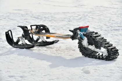 Sternboard: Une planche à roulette tout terrain! – MinuteTech